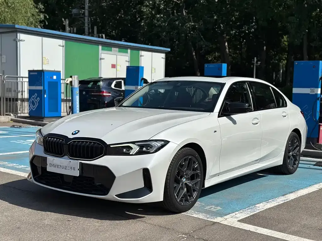 BMW 3 Series — фото 1
