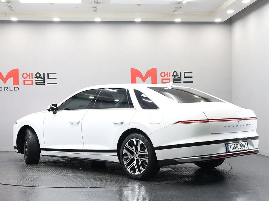 Hyundai Grandeur 2024 из KR, фото 10