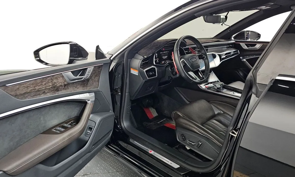 Audi A7 2021 из KR, фото 10