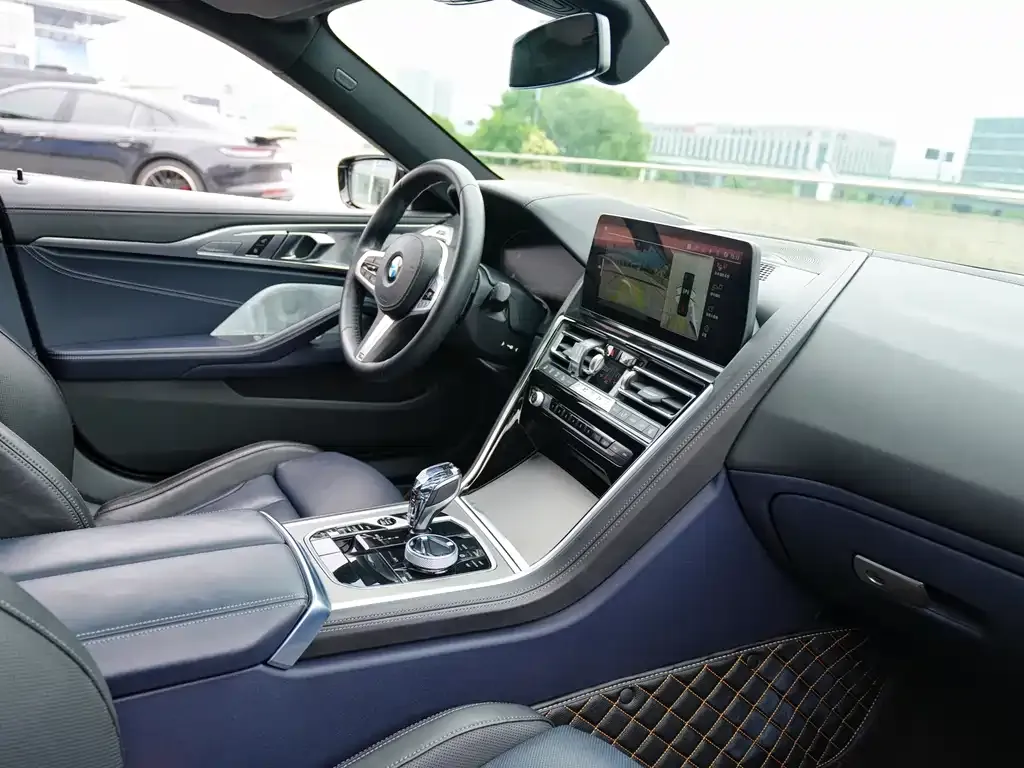 BMW 8 Series 2023 из CN, фото 5