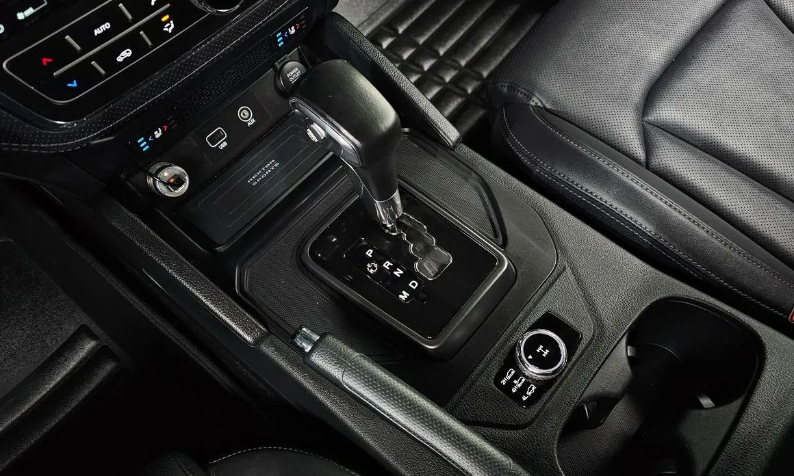 KG Mobility (Ssangyong) Rexton 2021 из KR, фото 5