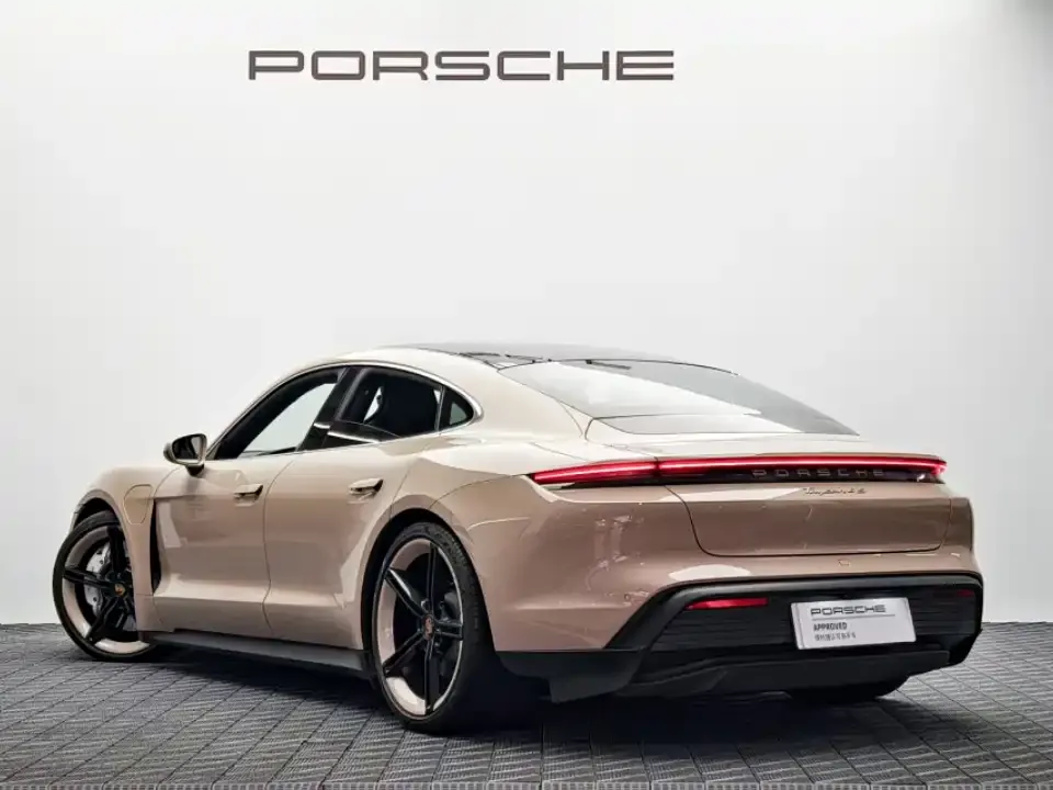 Porsche Taycan — фото 2