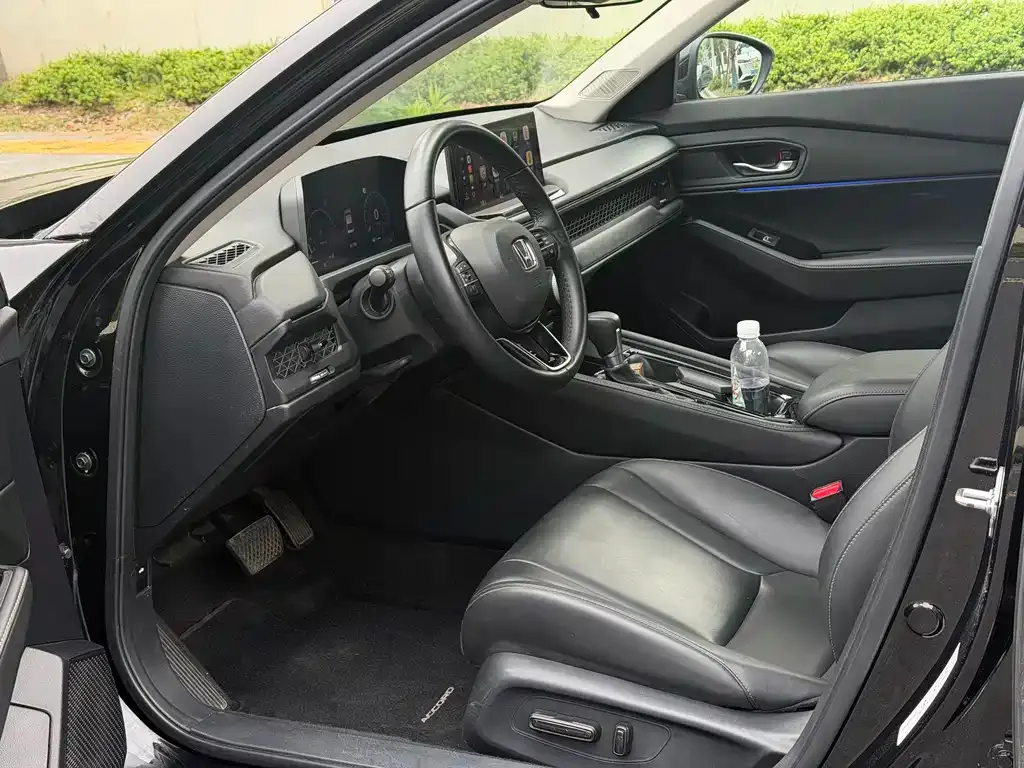Honda Accord — фото 3