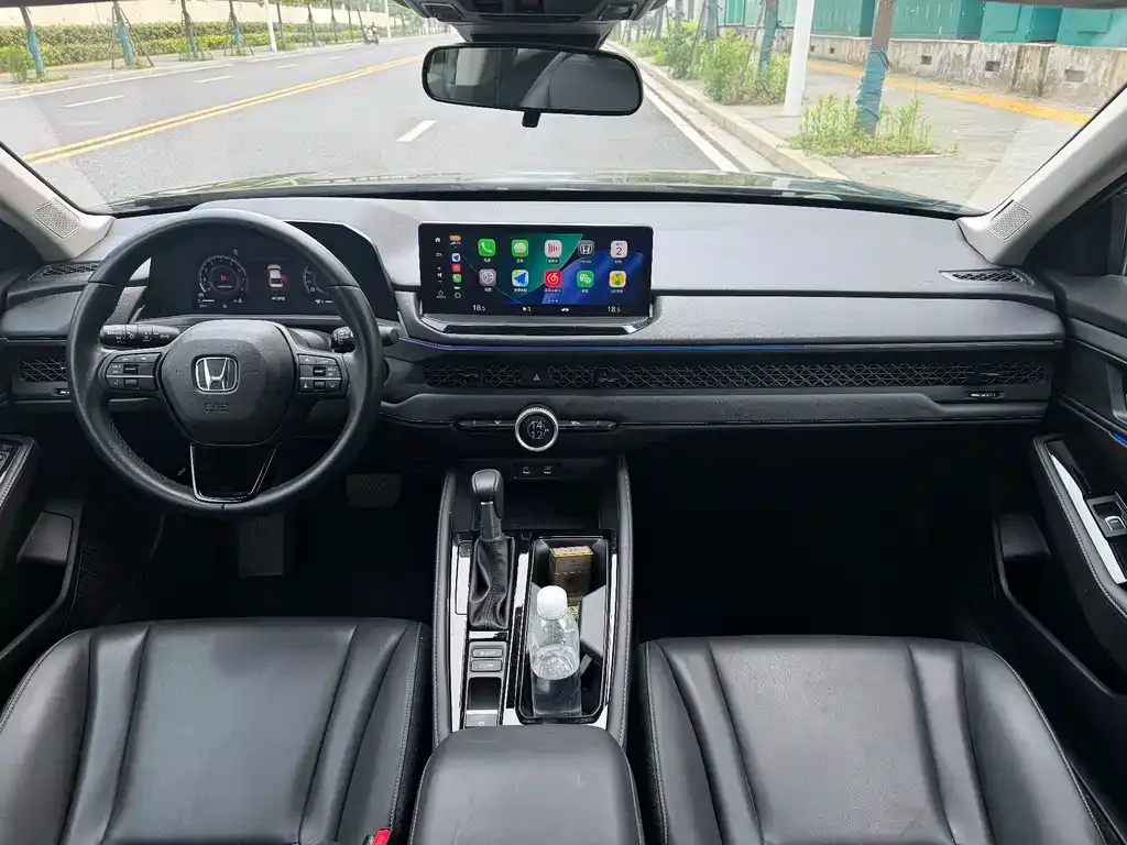 Honda Accord — фото 5