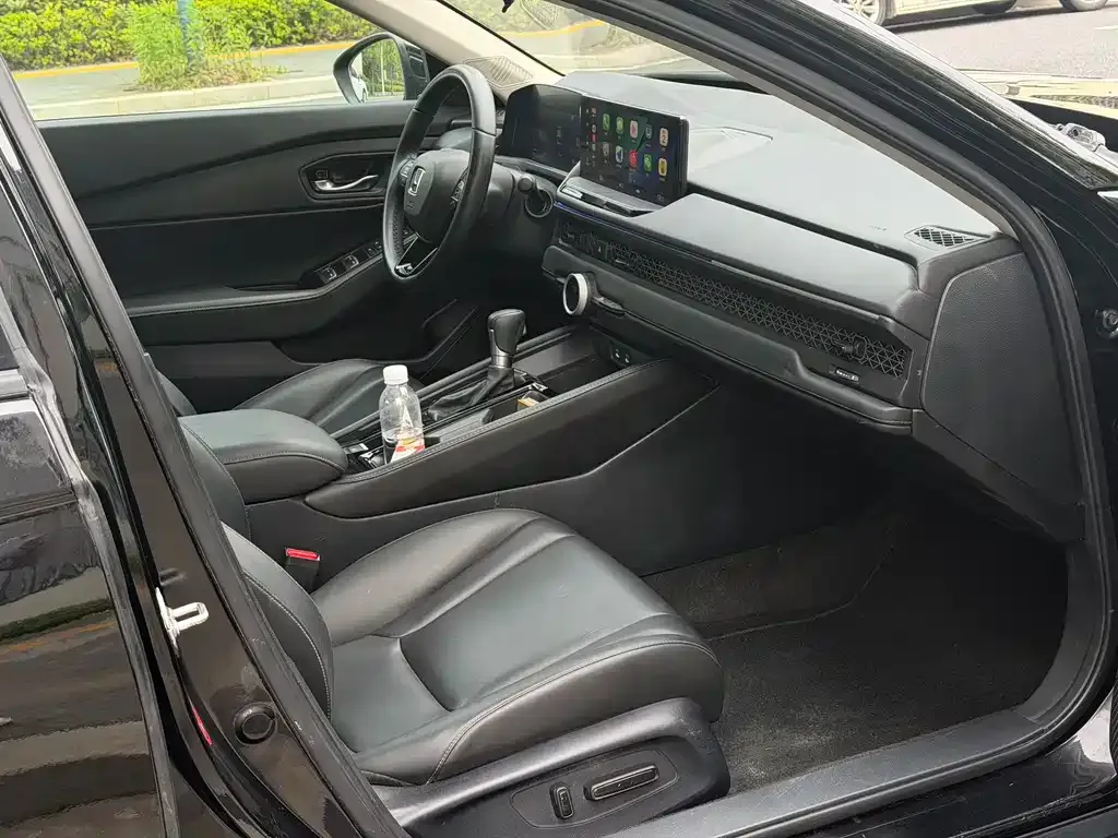 Honda Accord — фото 2