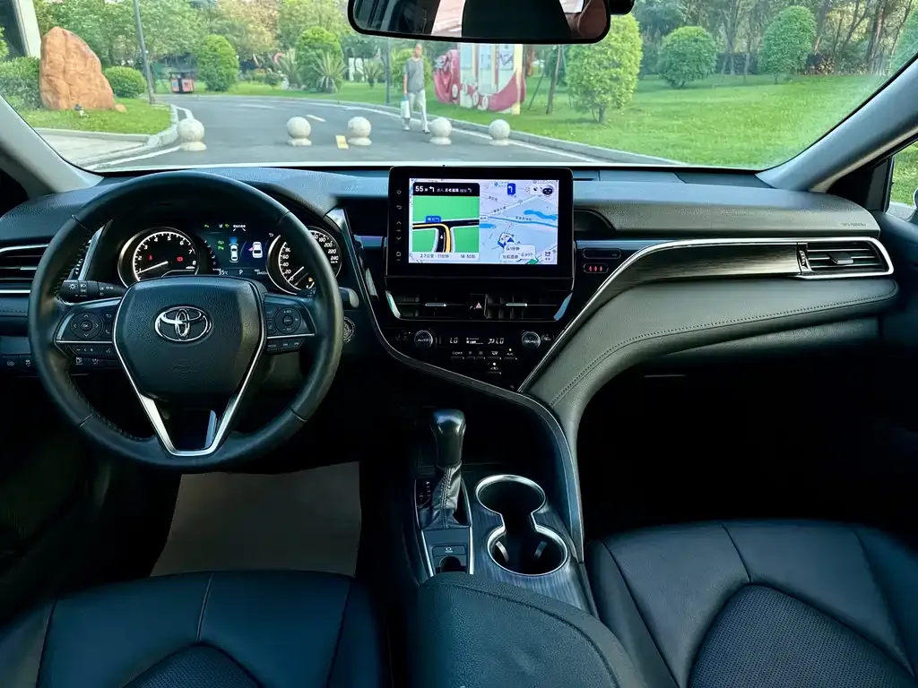 Toyota Camry 2024 из CN, фото 3