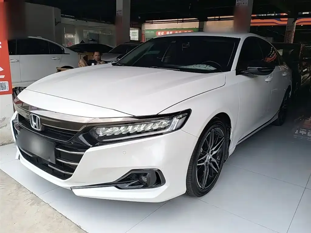 Honda Accord — фото 5