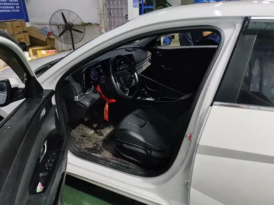Hyundai Elantra 2022 из CN, фото 8
