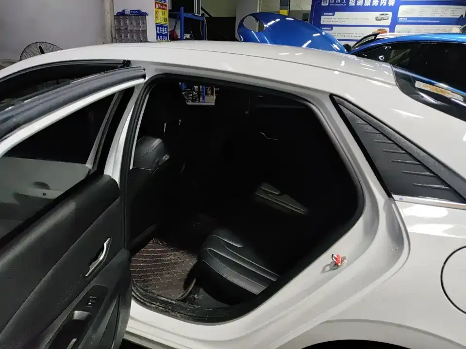 Hyundai Elantra 2022 из CN, фото 6