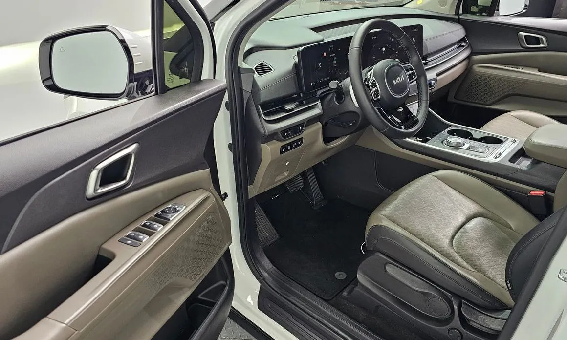 Kia Carnival 2025 из KR, фото 10