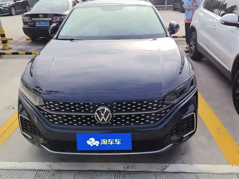 Volkswagen Passat — фото 4
