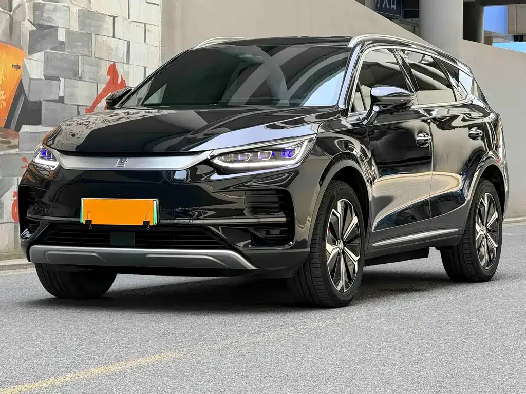 BYD Tang New Energy — фото 1