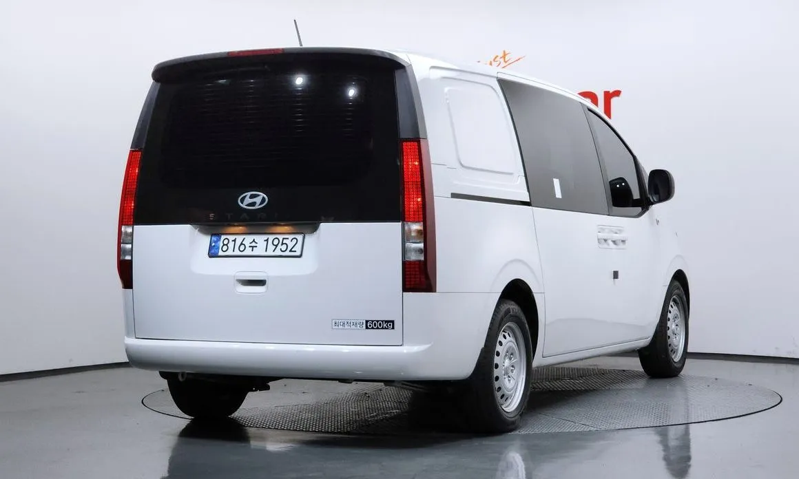 Hyundai Staria 2025 из KR, фото 7