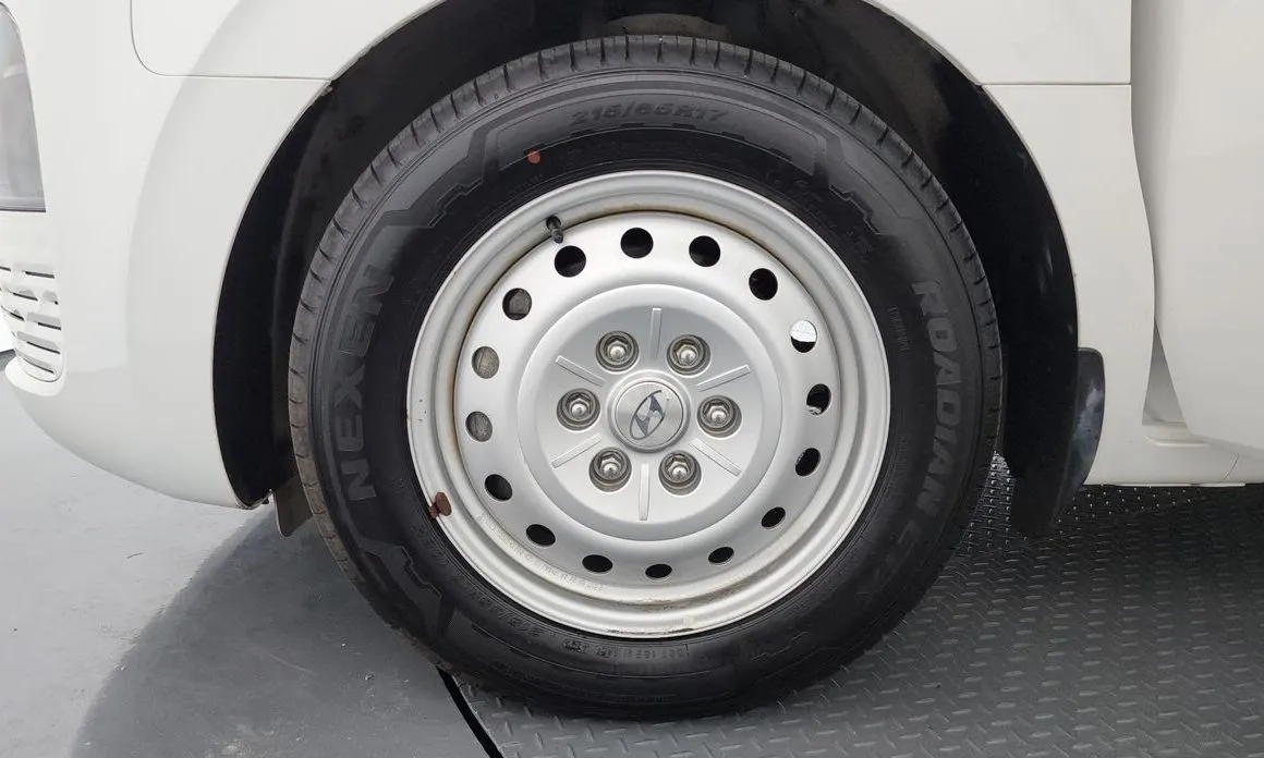 Hyundai Staria 2025 из KR, фото 3