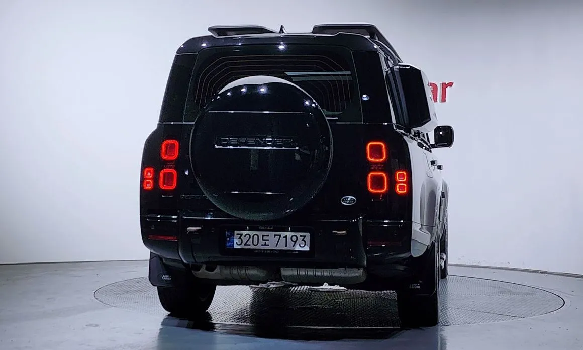 Land Rover Defender 2023 из KR, фото 2