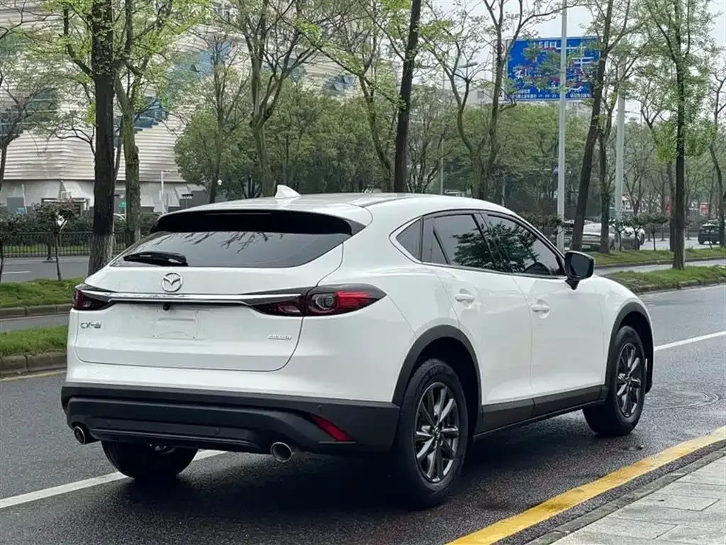Mazda CX-4 — фото 8