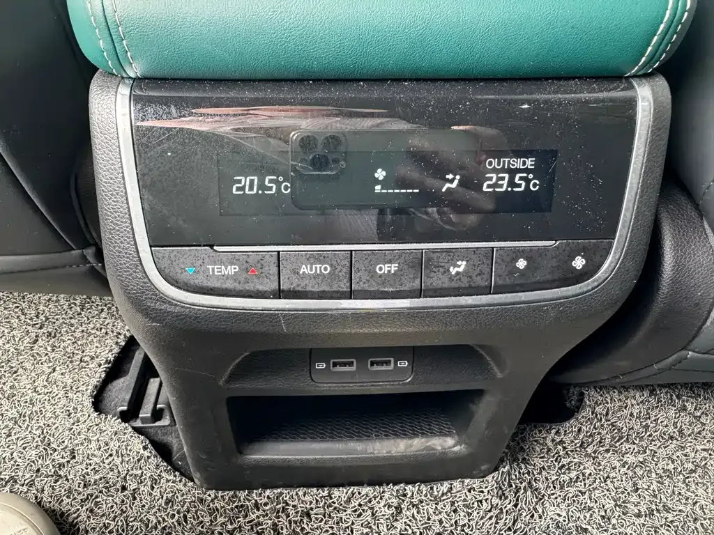 GAC Motor Trumpchi GS8 — фото 8