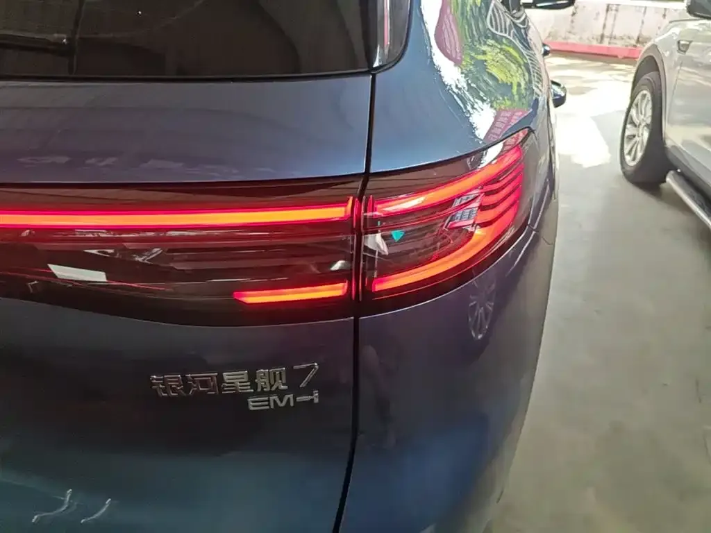 Geely Galaxy Xingjian 7 — фото 8
