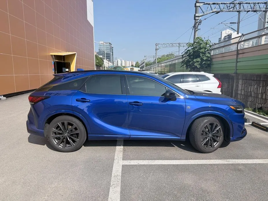 Lexus RX 2023 из KR, фото 9