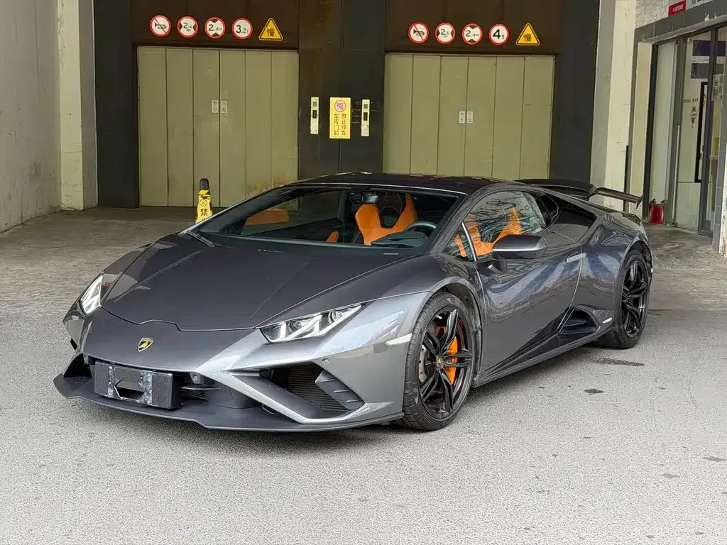 Lamborghini Huracan — фото 1