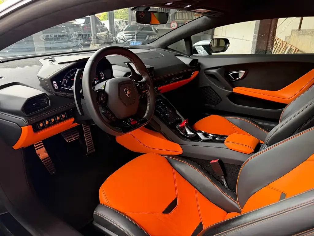 Lamborghini Huracan — фото 10