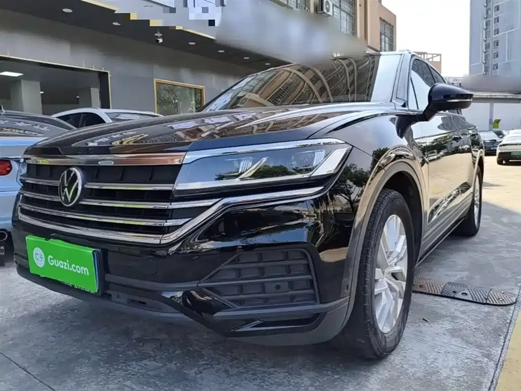 Volkswagen Touareg 2023 из CN, фото 3