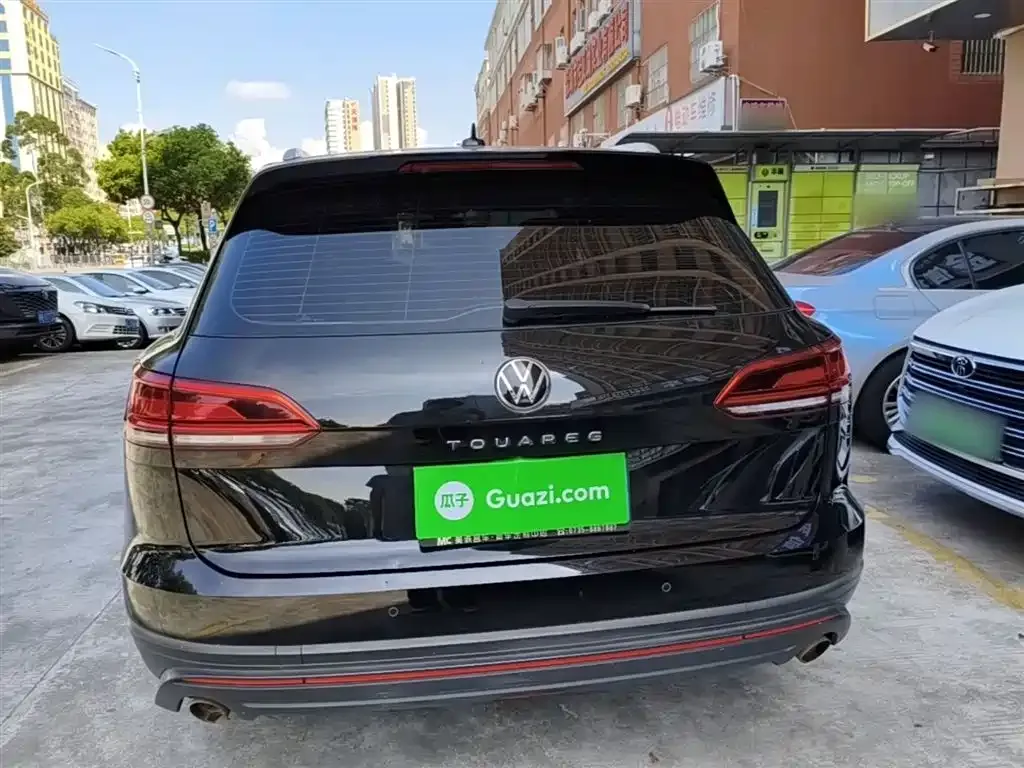 Volkswagen Touareg 2023 из CN, фото 5