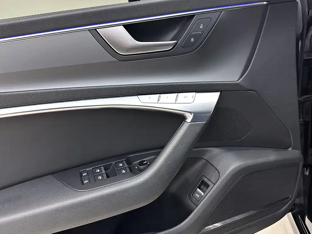 Audi A7 2021 из CN, фото 6