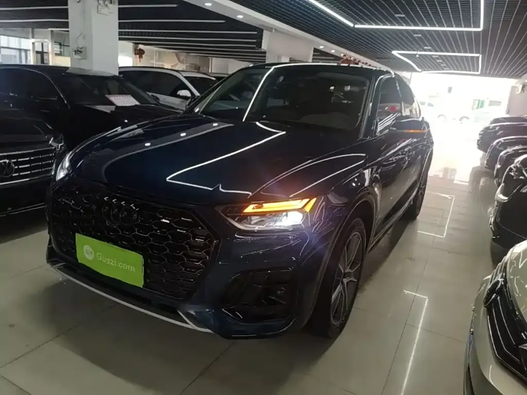 Audi Q5L Sportback — фото 6