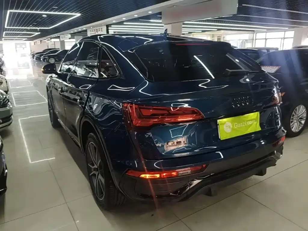 Audi Q5L Sportback — фото 7