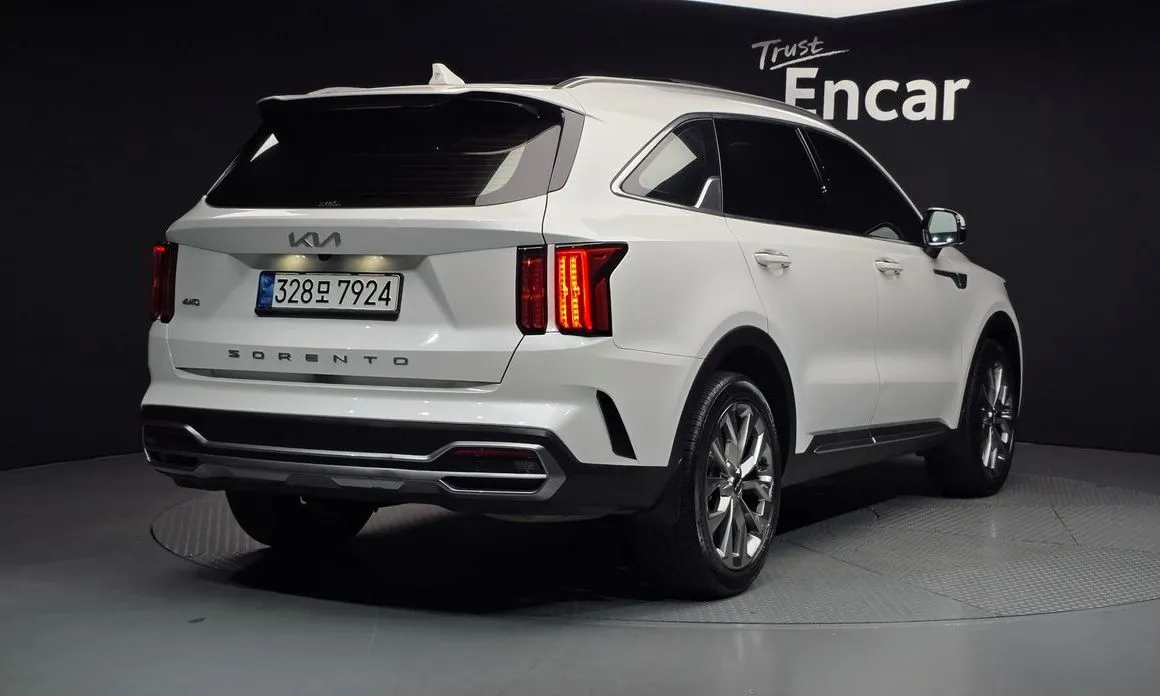 Kia Sorento — фото 4