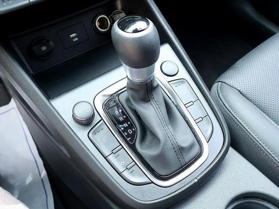 Hyundai Kona 2022 из KR, фото 4
