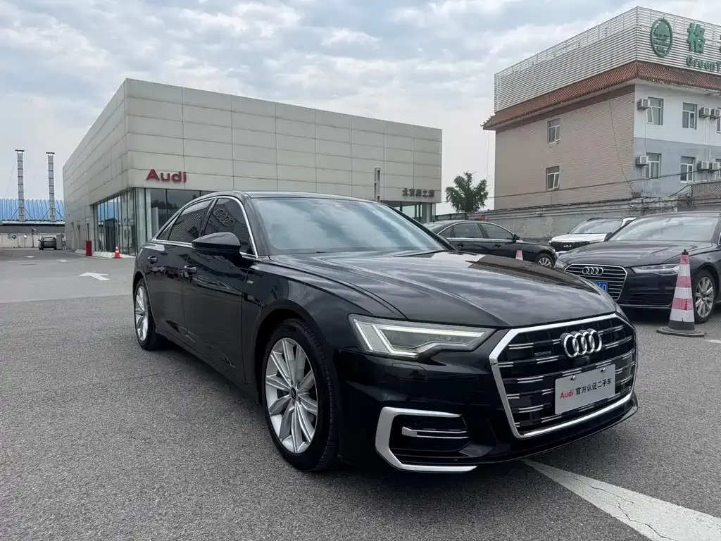 Audi A6L — фото 2