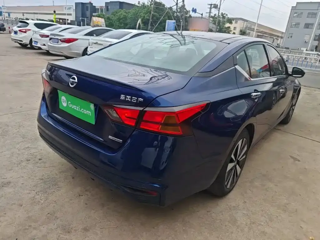 Nissan Teana 2022 из CN, фото 2