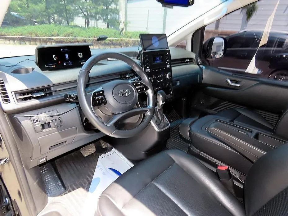 Hyundai Staria 2023 из KR, фото 7
