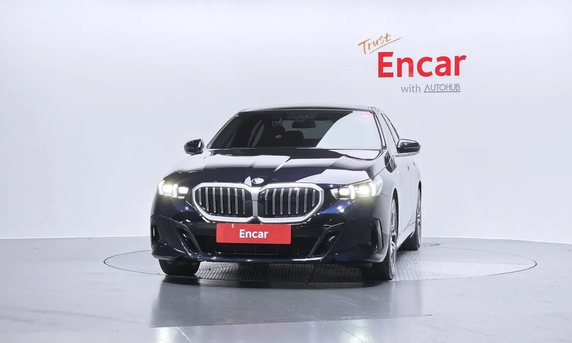 BMW 5-Series 2024 из KR, фото 8
