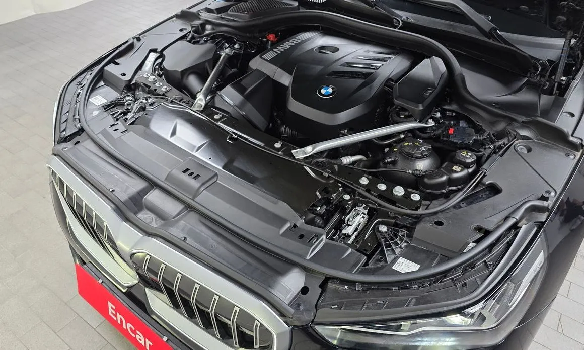 BMW 5-Series 2024 из KR, фото 10
