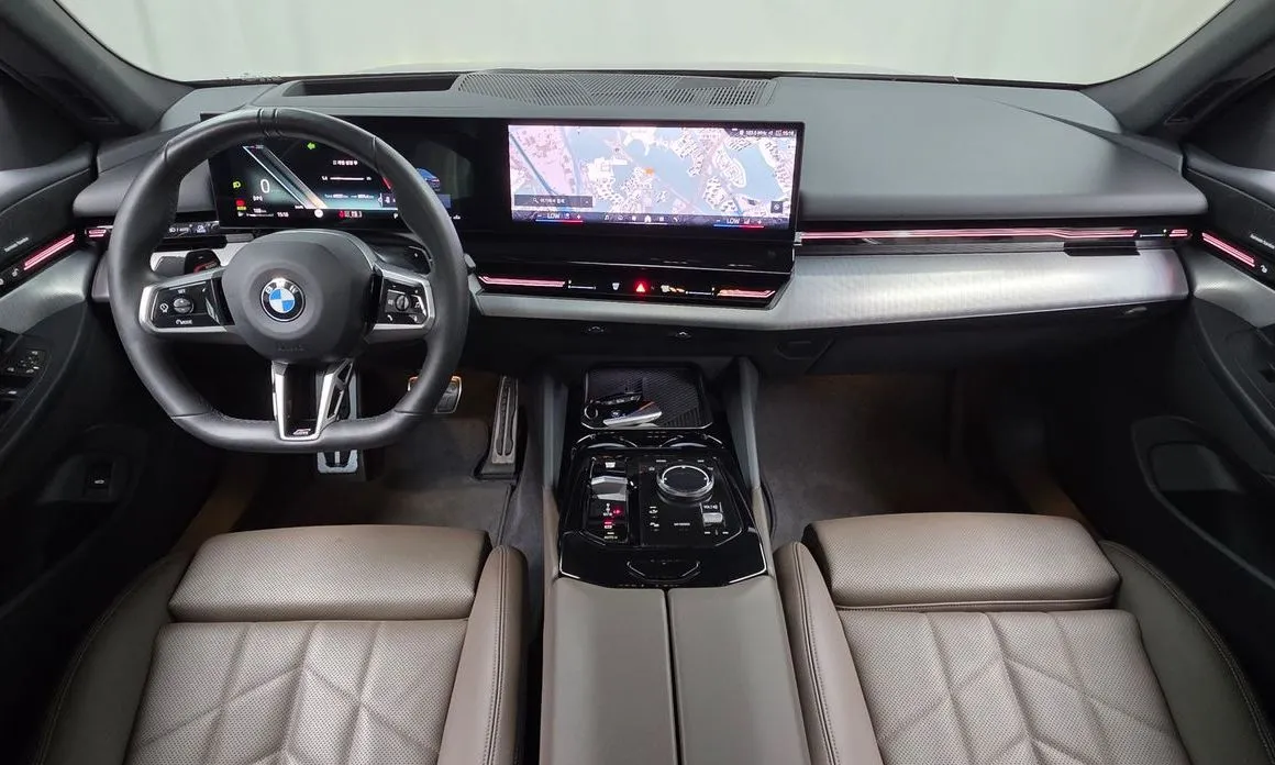 BMW 5-Series 2024 из KR, фото 9