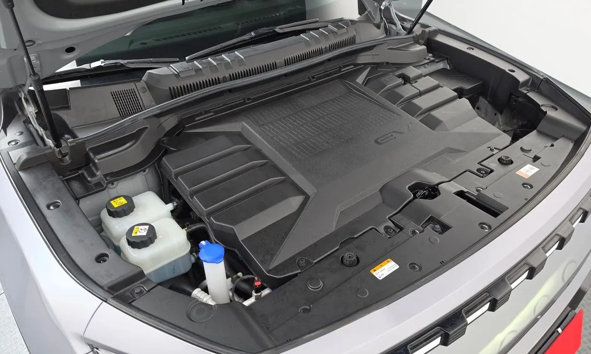 KG Mobility (Ssangyong) Torres 2024 из KR, фото 10