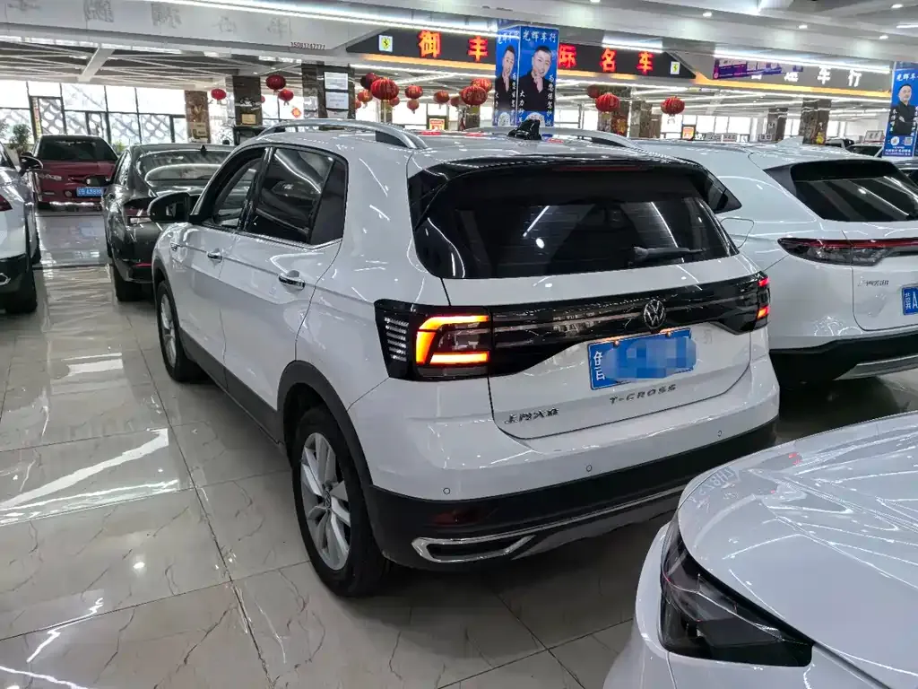Volkswagen T-Cross — фото 9