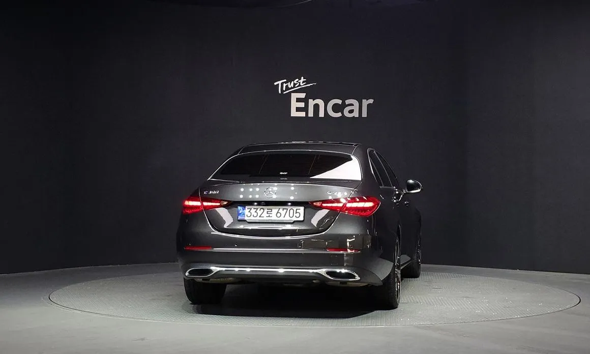 Mercedes-Benz C-Class 2023 из KR, фото 2