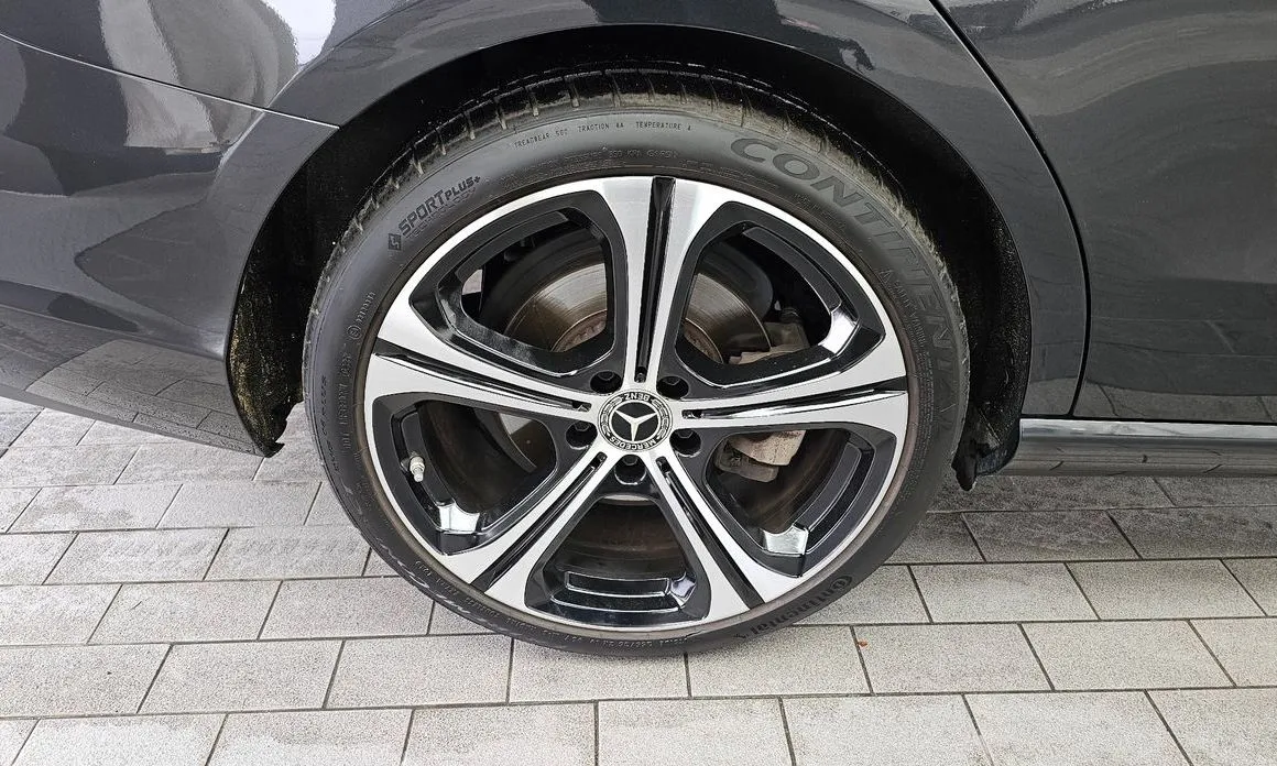 Mercedes-Benz C-Class 2023 из KR, фото 10