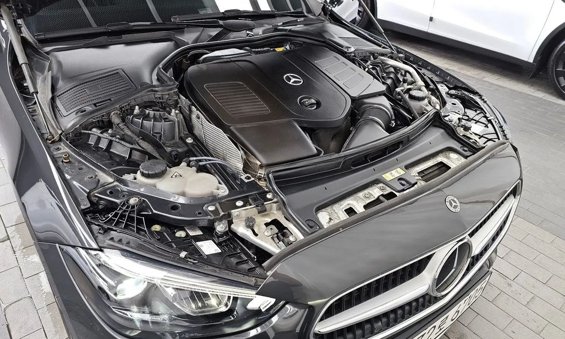 Mercedes-Benz C-Class 2023 из KR, фото 9