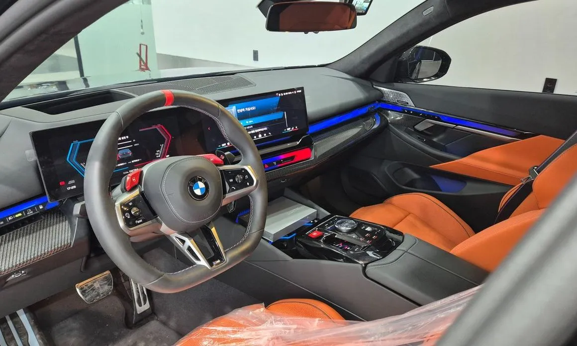 BMW M5 2025 из KR, фото 8