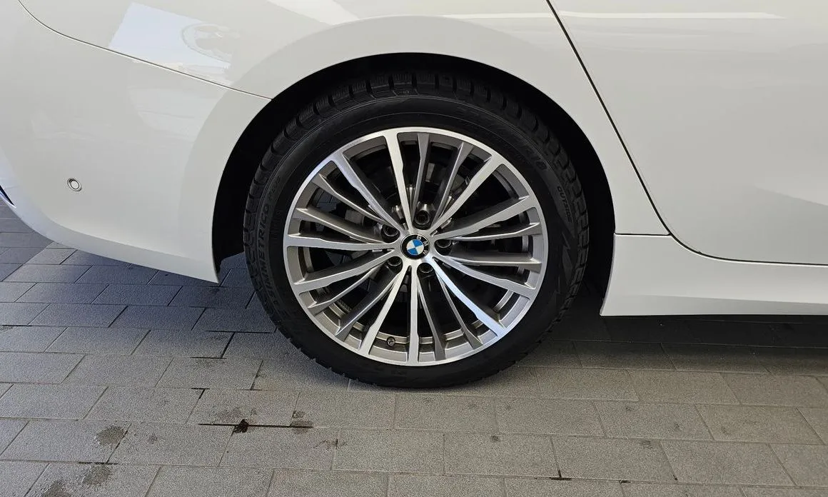 BMW 3-Series 2021 из KR, фото 9