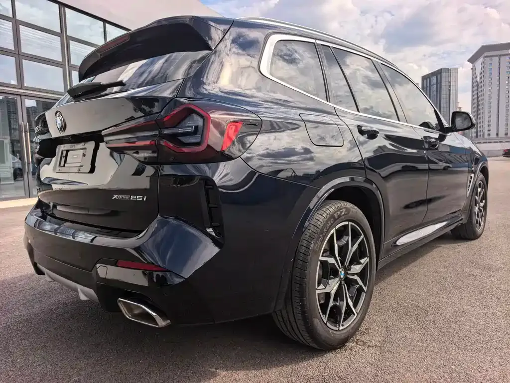 BMW X3 — фото 9