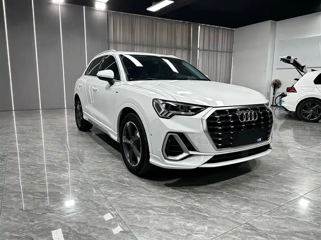 Audi Q3 — фото 3