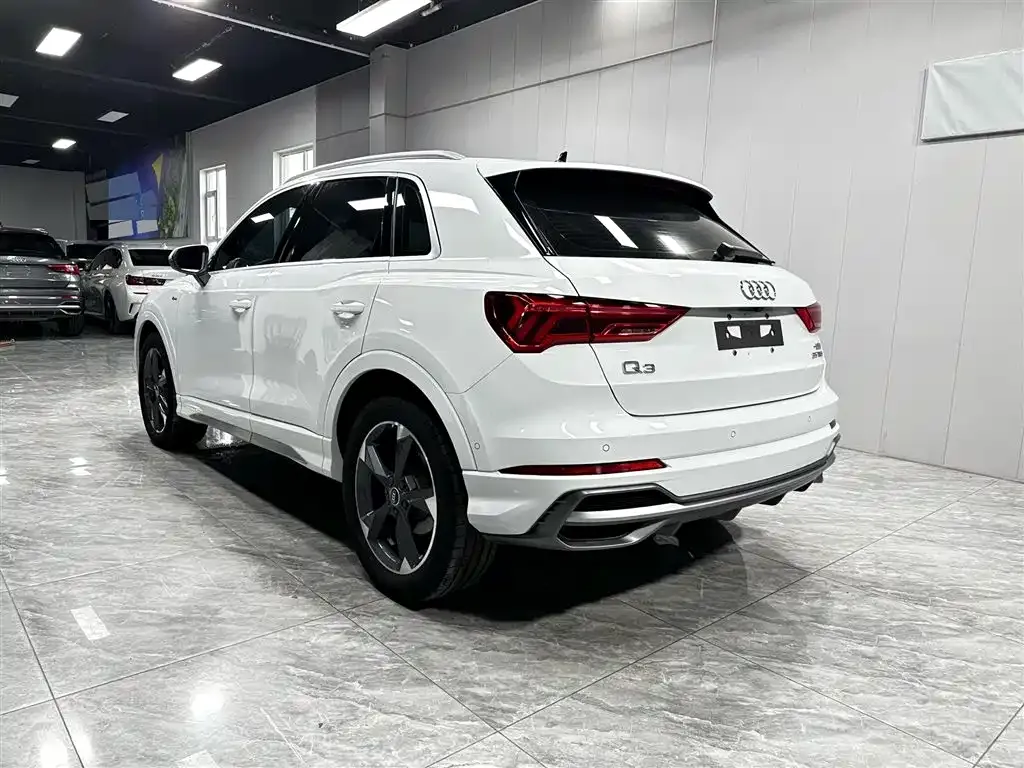 Audi Q3 — фото 4