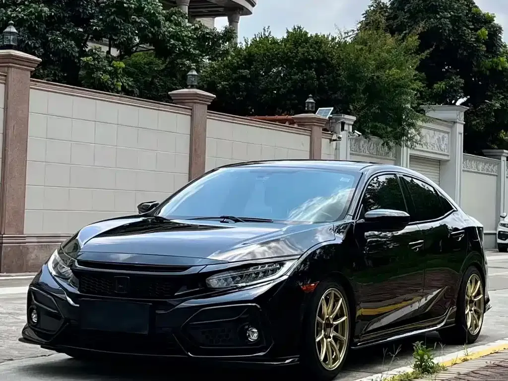 Honda Civic — фото 1