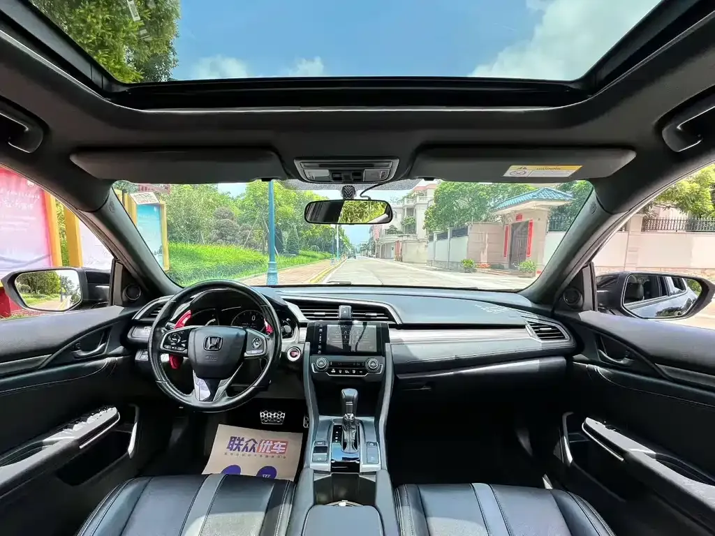 Honda Civic — фото 3